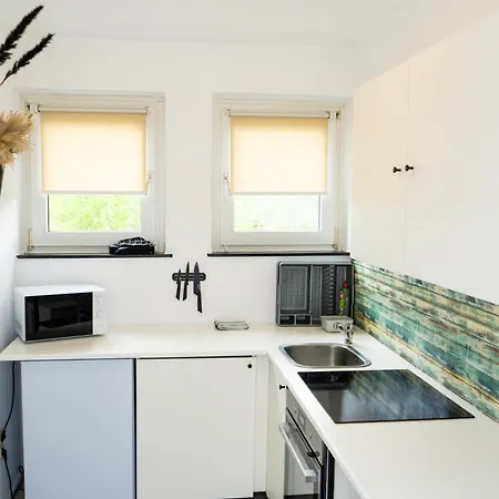Apartment Cityview - 5 People - 3 Rooms - Balcony - Kitchen * Bréma