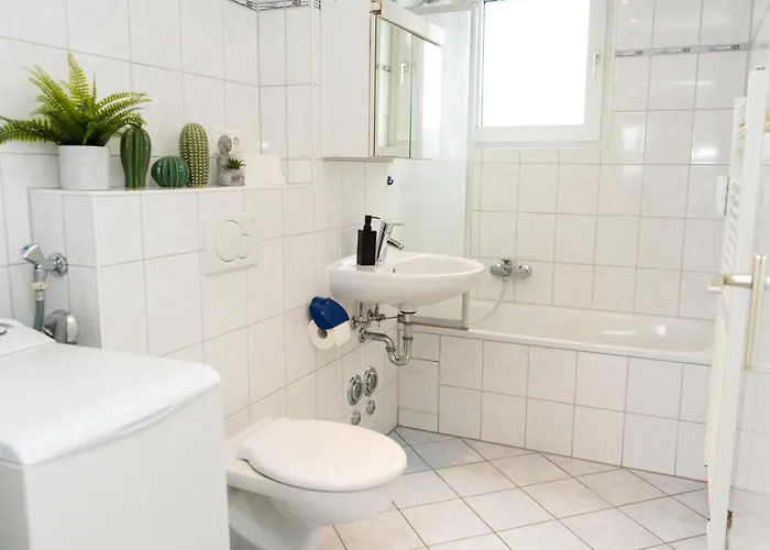 - 2 Bedrooms - Balcony - Kitchen * Бремен