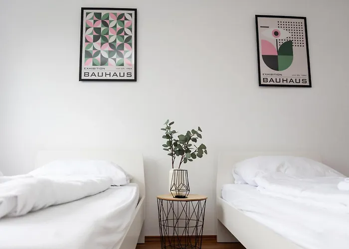 - 2 Bedrooms - Balcony - Kitchen * Бремен